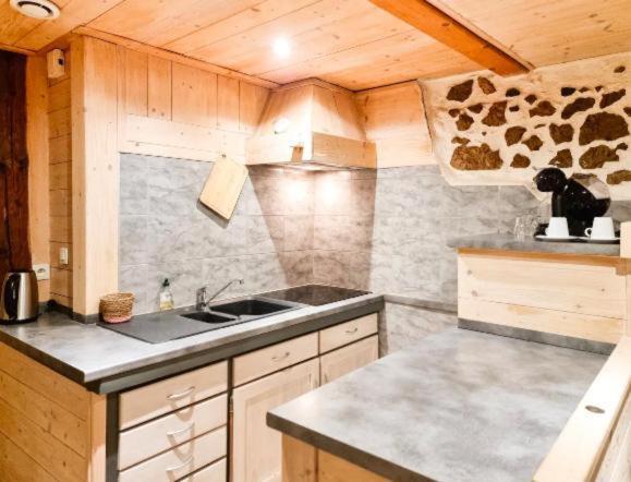 Le Venitien - Vieille Ville D'Annecy - Majord'Home المظهر الخارجي الصورة